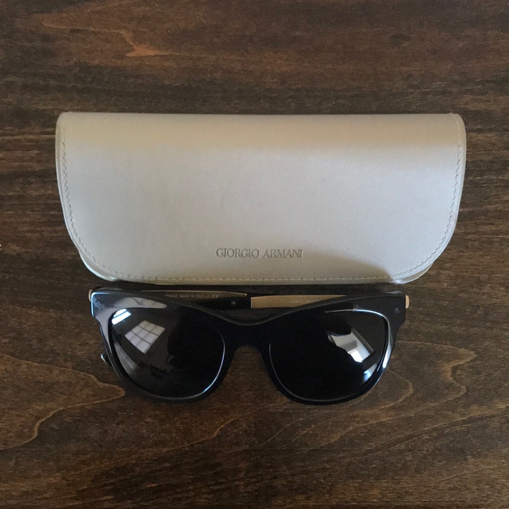 Giorgio Armani sunglasses AR8011